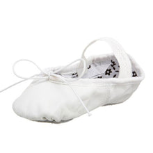 Load image into Gallery viewer, Capezio Daisy Split Sole Ballet Shoe 2W (one left)
